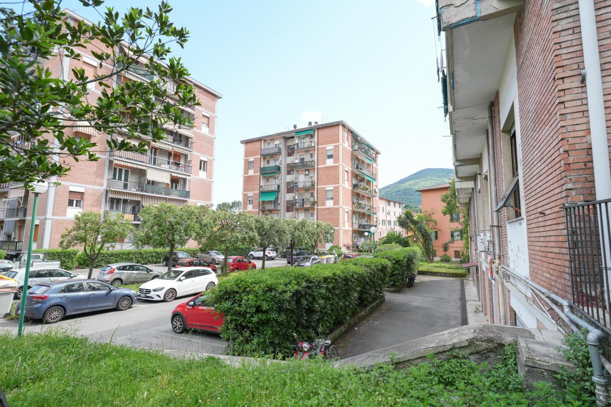 Appartamento Con Parcheggio Vicino Alla Stazione E Centro La Spezia Buitenkant foto